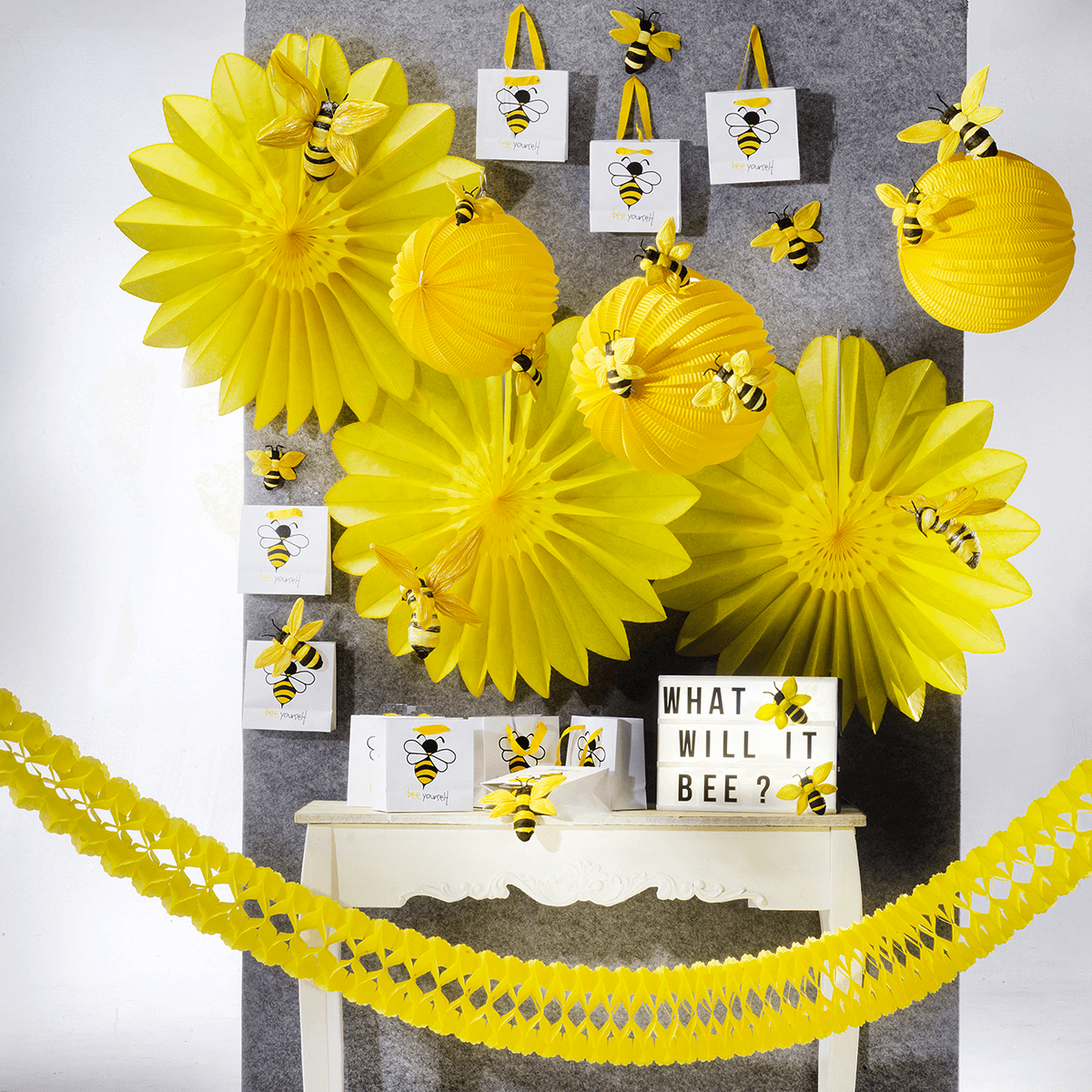 Decorative bees 10-14 cm, 5 pcs - 9