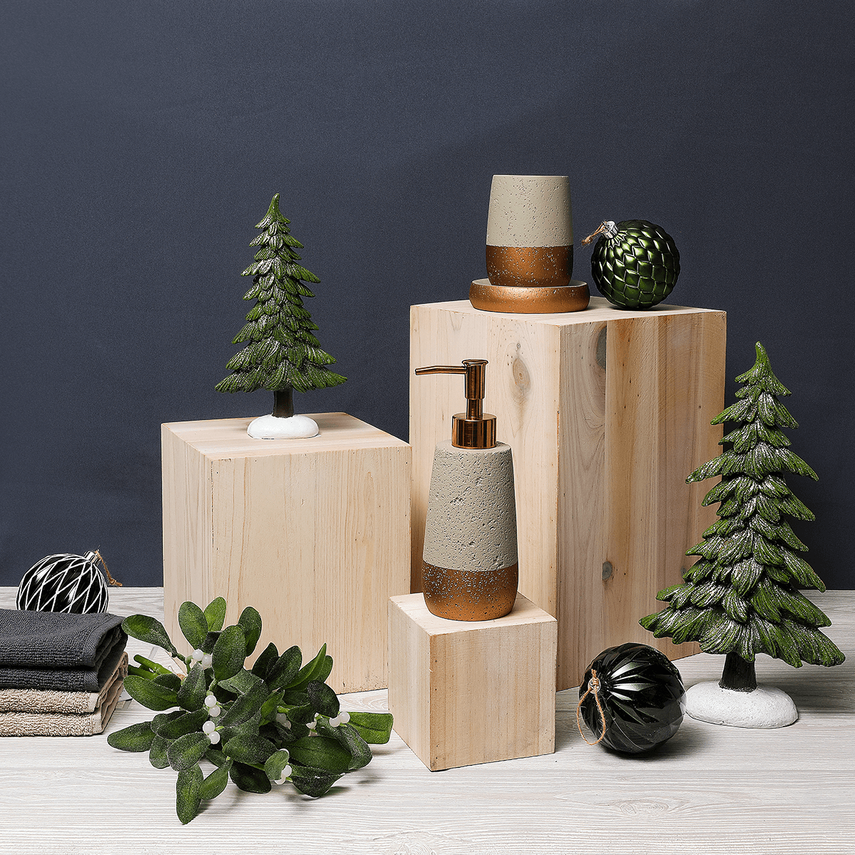 Lot de mini-colonnes en bois nature - 7
