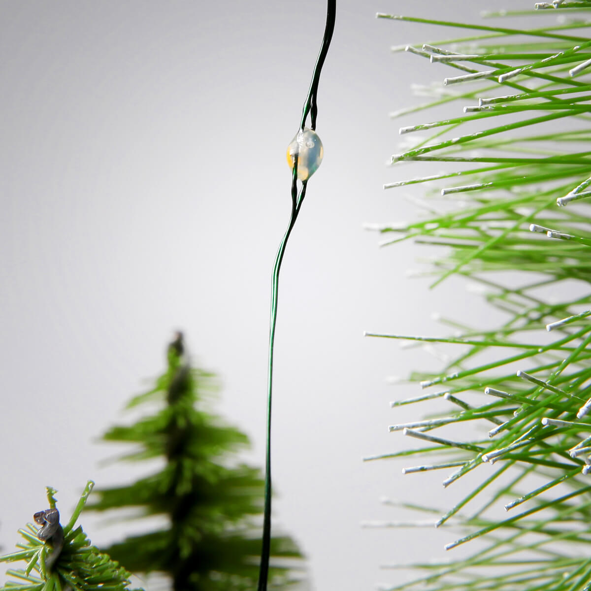 Déco de table Mini-sapins à LED long. 100 cm - 6