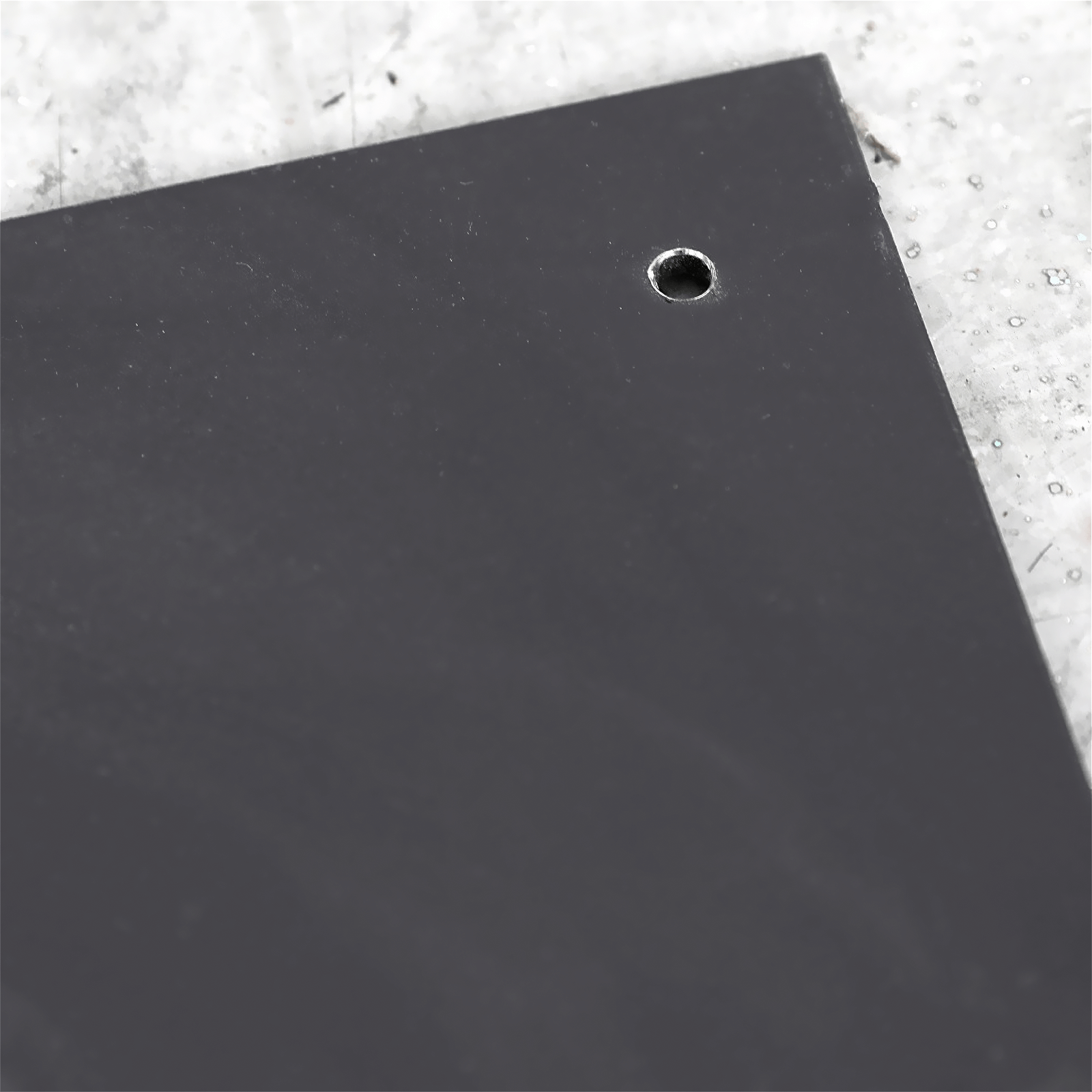 Decorative ring made of metal, black Ø 200 cm - 1