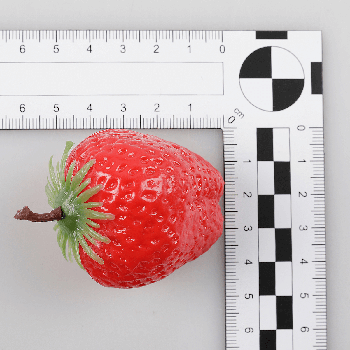 Erdbeeren Lebensmittel-Attrappen, 12 Stück - 1 Erdbeeren Lebensmittel-Attrappen, 12 Stück - 1