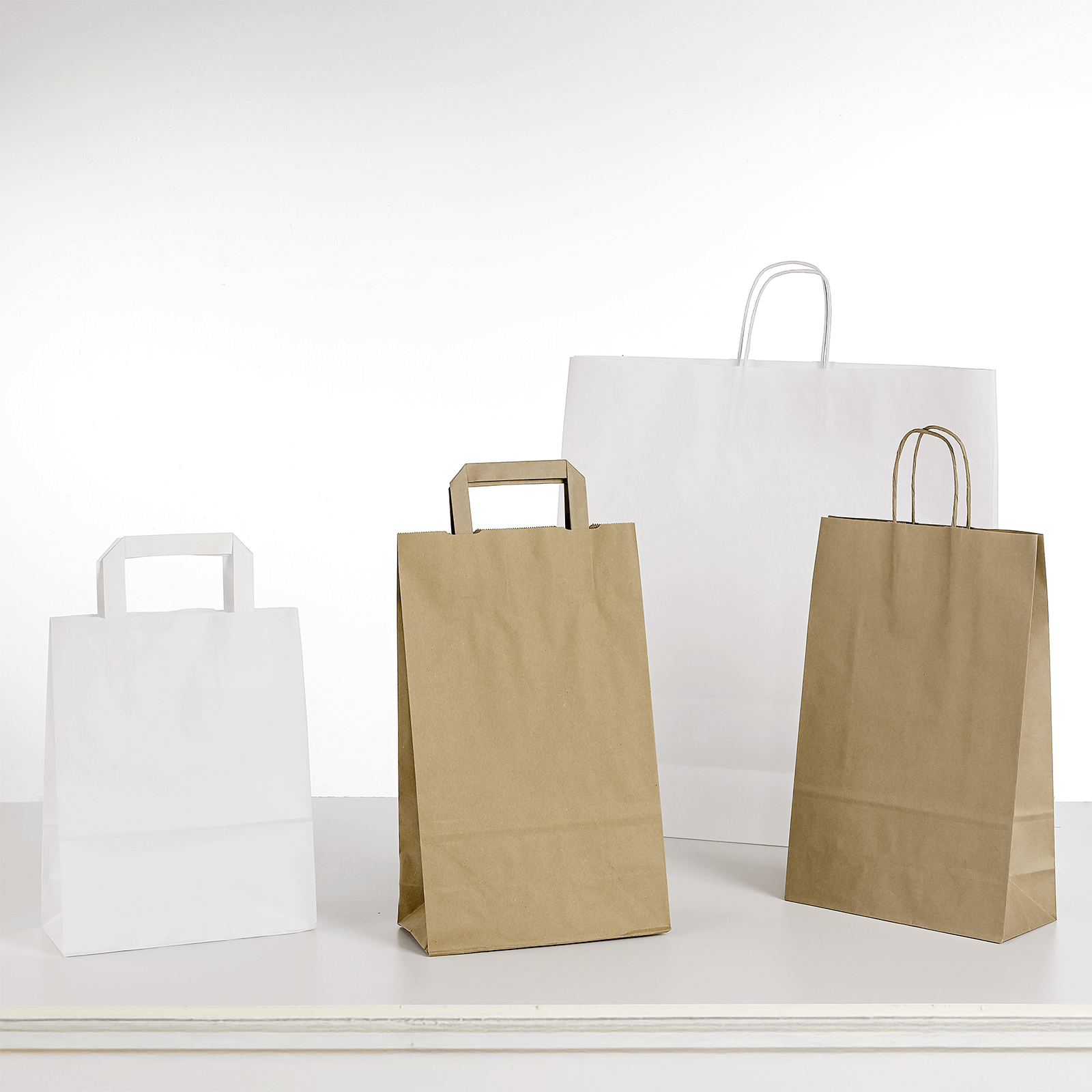 Papiertragetasche, weiß, 32 x 44 + 17 cm 250 Stück - 2 Papiertragetasche, weiß, 32 x 44 + 17 cm 250 Stück - 2