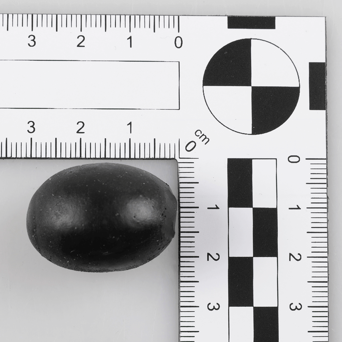Olives déco noires aliment factice - 1