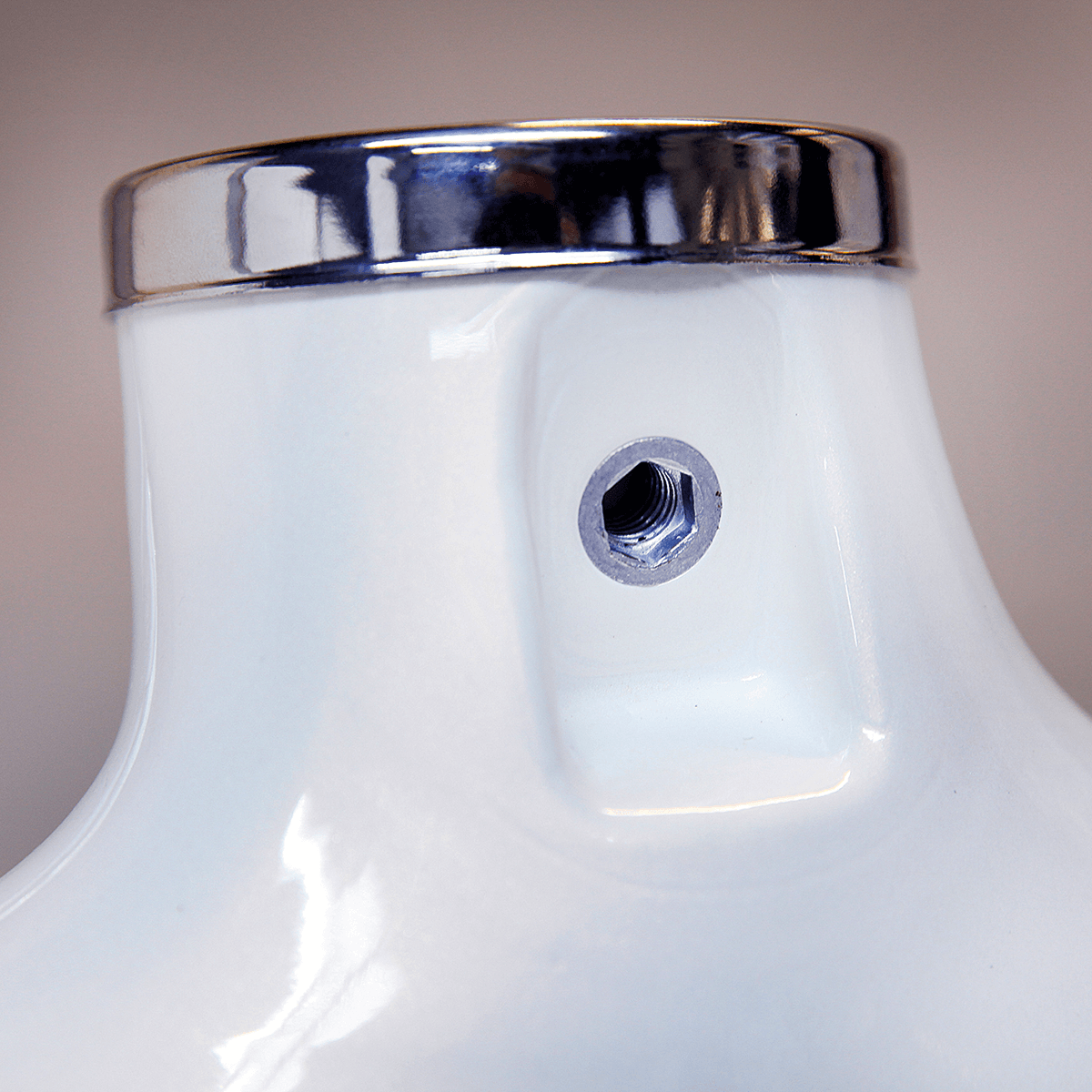 Kunststoff-Torso Dame lackiert 74 cm, weiß - 1