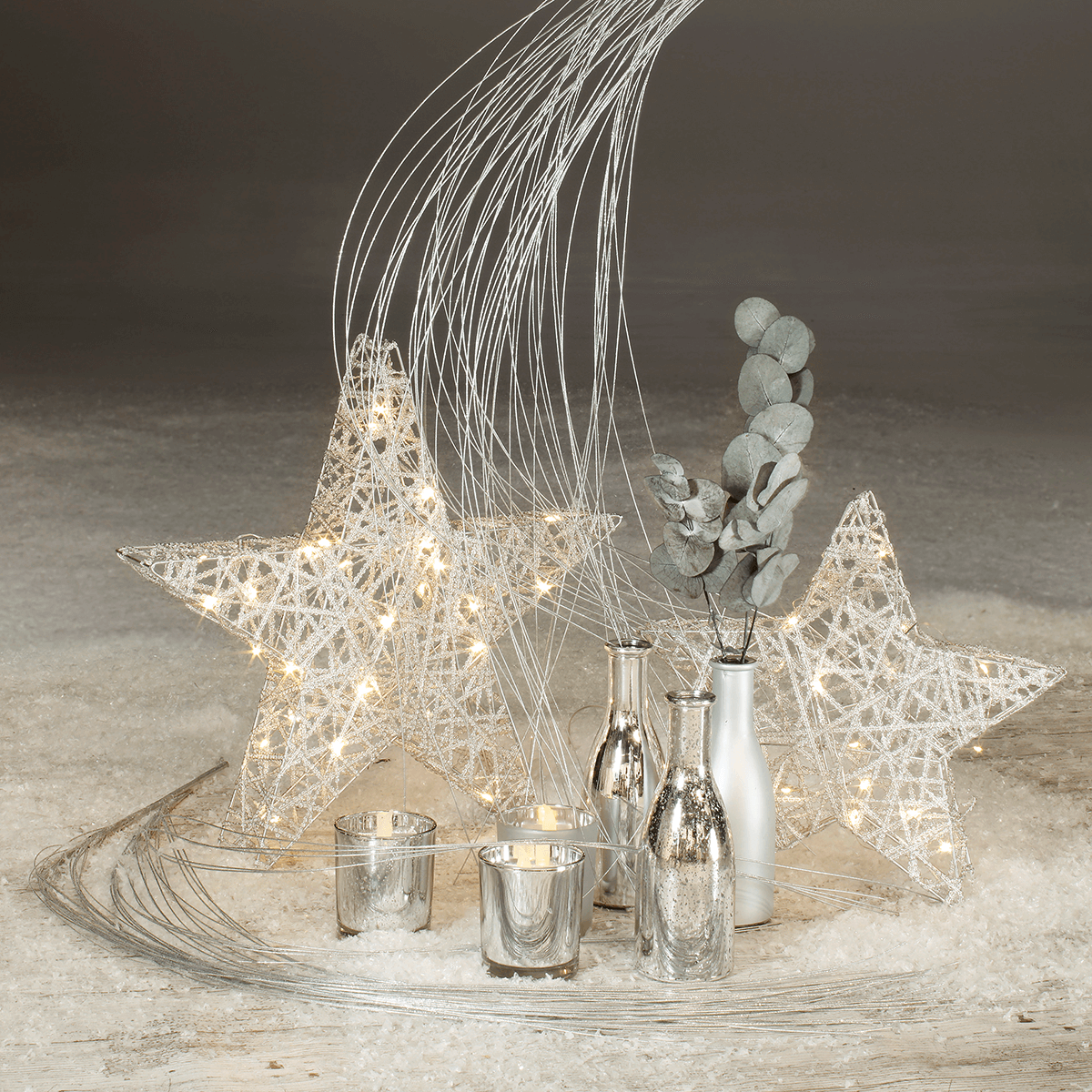Estrella metálica decorativa LED de 30 cm que funciona con pilas - 6