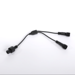 Connecteur en Y pour guirlandes lumineuses noir 25 cm