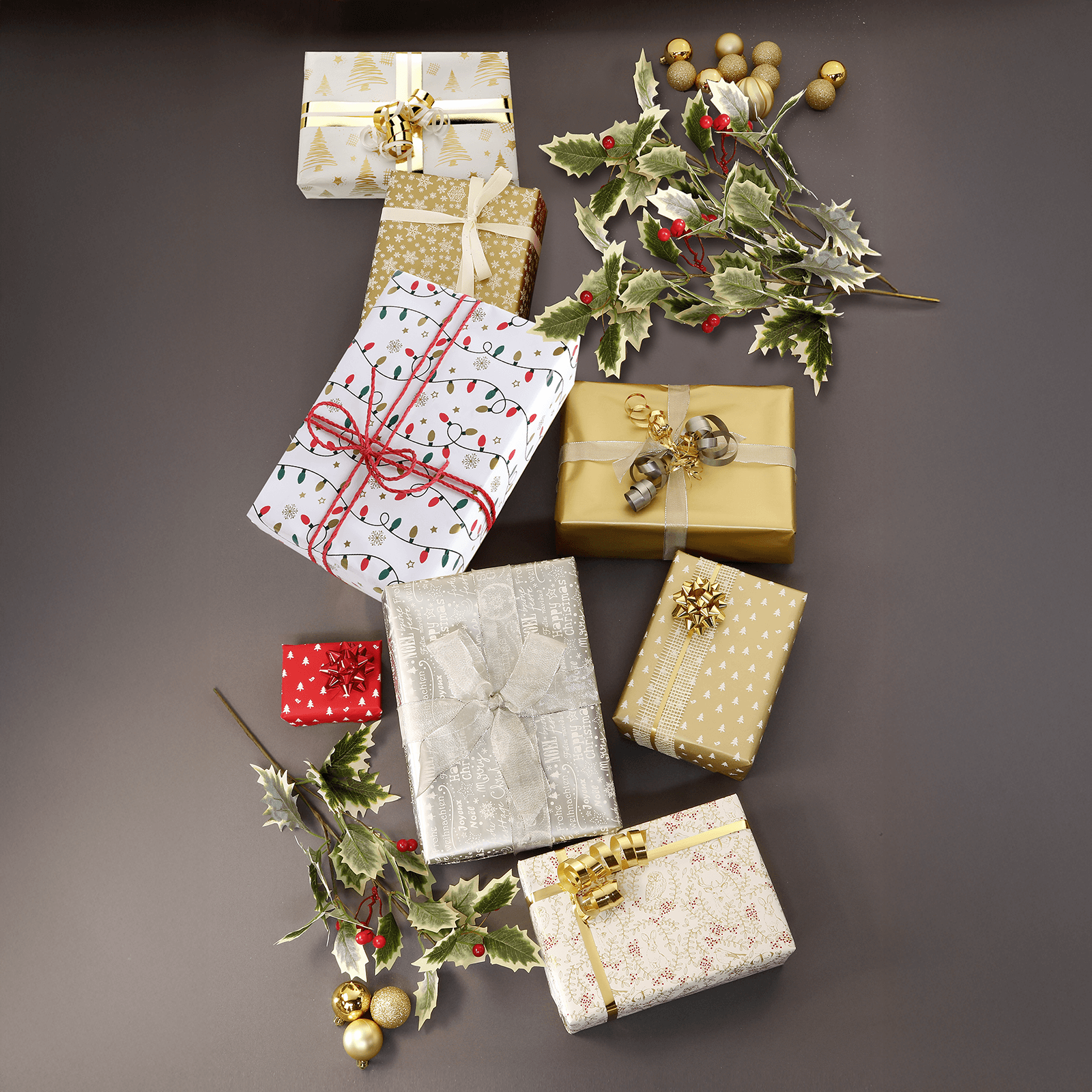Papier cadeau double face or & argent avec symboles de Noël - 50 m de papier cadeau en rouleau - 8