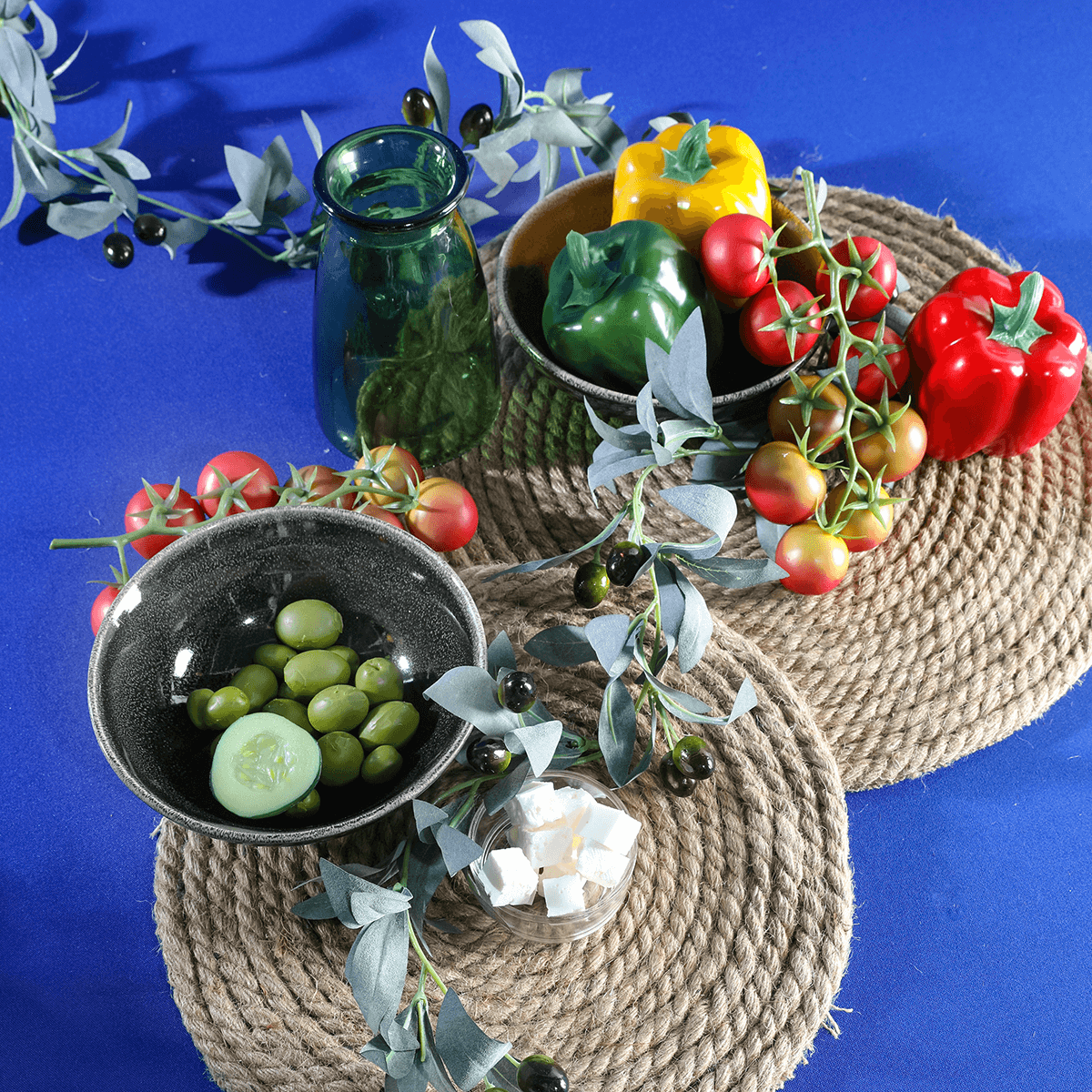 Tomates en grappes rouges Alimentaire factice, 2 grappes - 4