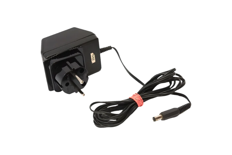 Netzteil für den Game Gear