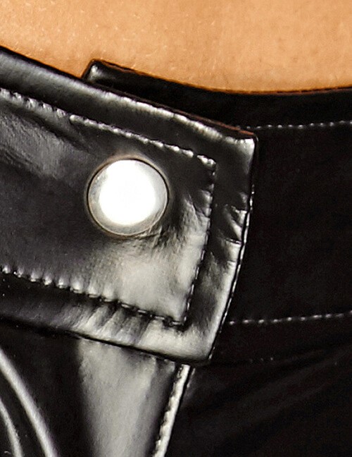 1206966 Noir Handmade F138 Shorts aus Powerwetlook 