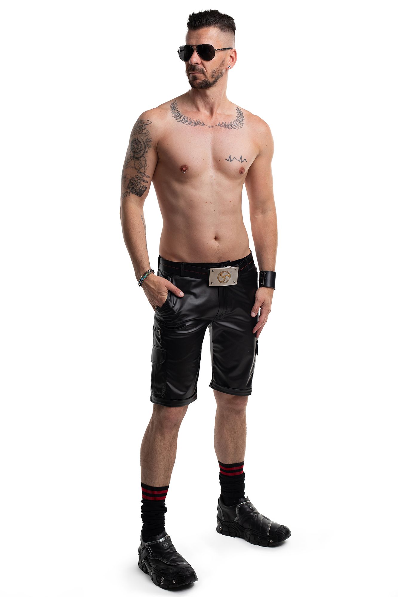 Regnes Fetish Planet - Cargo Short im Wetlook – Produktbild 3