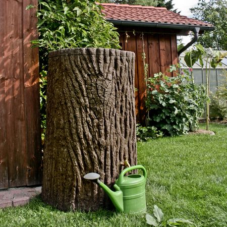 Regentonne Baumstamm Evergreen braun 475 Liter Anwendung