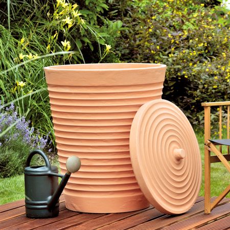 Regentonne Trentino terracotta 275 Liter Frontansicht 