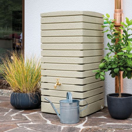 Florantia Regentonne Quadrum sandstein 320 Liter Anwendung