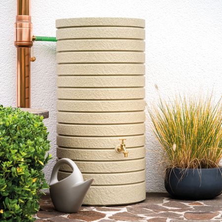 Florantia Regentonne Aversa sandstein 270 Liter Anwendung