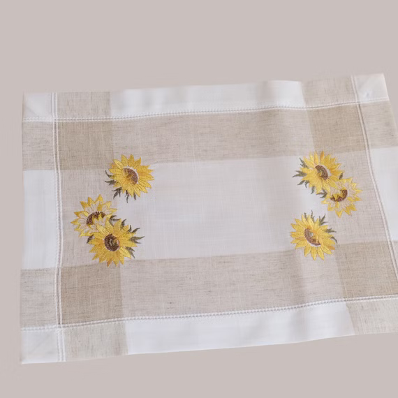 Tischwäsche mit Stickerei Sonnenblumen