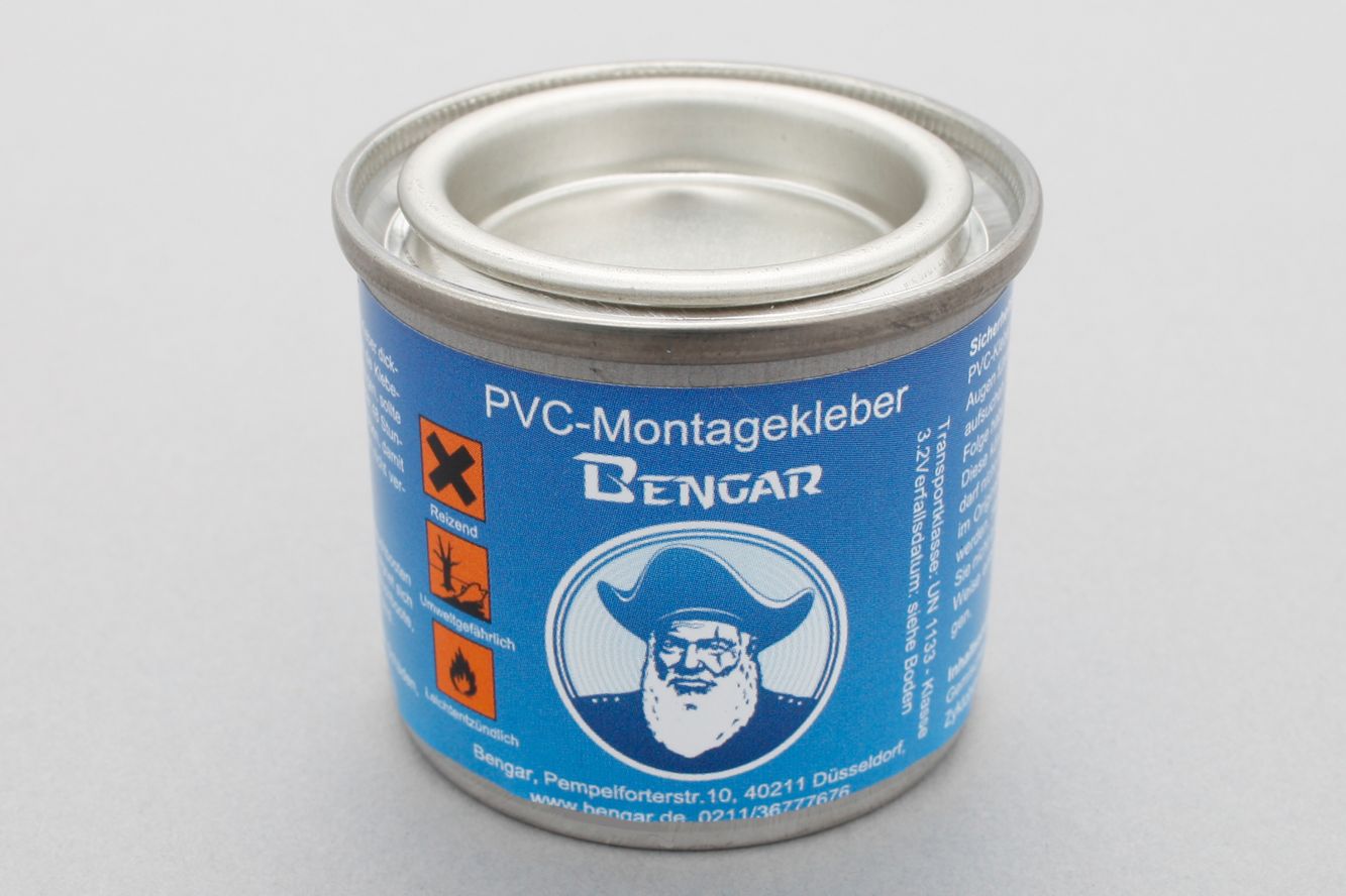 Kleber Kit für Schlauchboote: PVC Kleber + Kleberverdünner + Pinsel + Klebeband Kleber Kit für Schlauchboote: PVC Kleber + Kleberverdünner + Pinsel + Klebeband