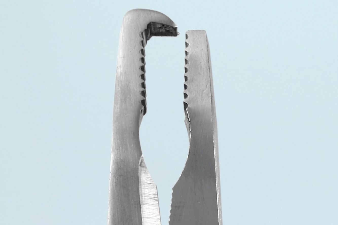 Daiichiseiko Japan Schere + Holster mit Haltezugsystem Homing Scissors Type SR Daiichiseiko Japan Schere + Holster mit Haltezugsystem Homing Scissors Type SR