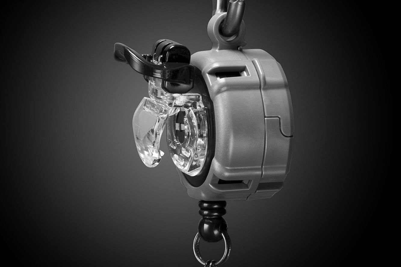 Daiichiseiko universelles Haltezugsystem Angeltools Clip On Reel mit Micro Case Daiichiseiko universelles Haltezugsystem Angeltools Clip On Reel mit Micro Case