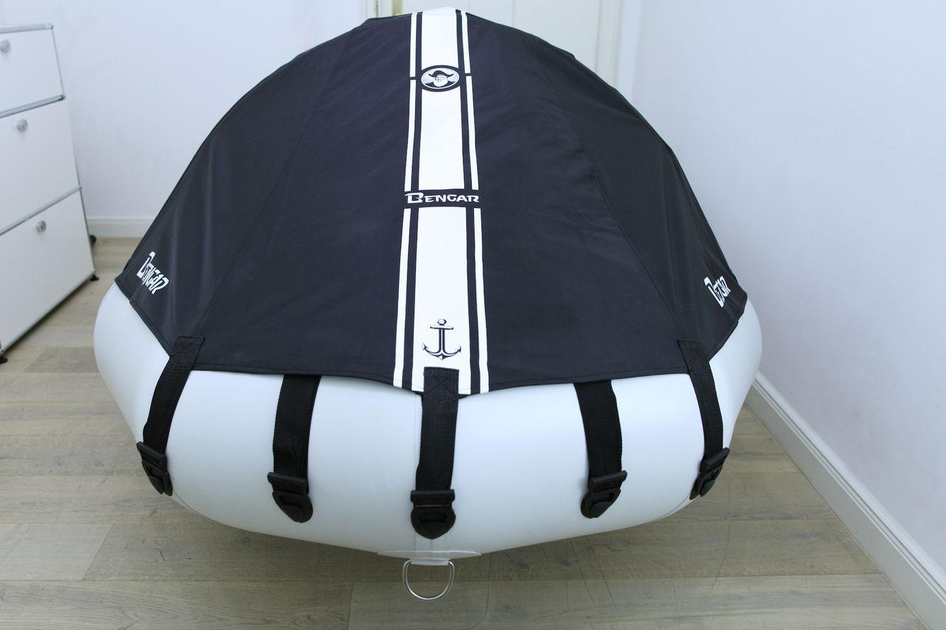 Aufblasbare Bugabdeckung für (115 cm - 190 cm) breite Schlauchboote Bugzelt vorne Aufblasbare Bugabdeckung für (115 cm - 190 cm) breite Schlauchboote Bugzelt vorne