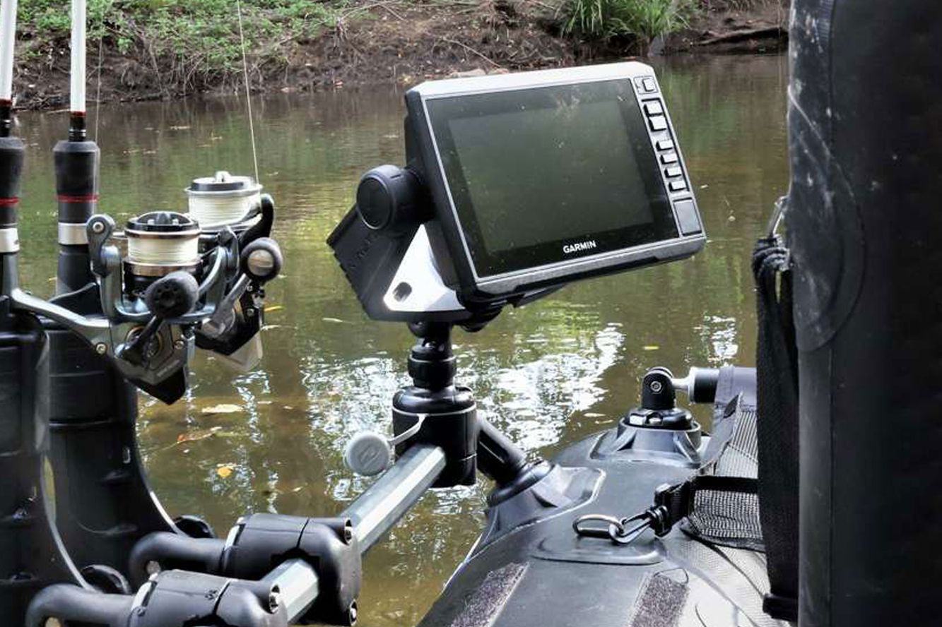 Railblaza Garmin 4" - 7” ECHOMAP und 5" - 7” Striker Echolote mit Gelenk Mount R-Lock Railblaza Garmin 4" - 7” ECHOMAP und 5" - 7” Striker Echolote mit Gelenk Mount R-Lock