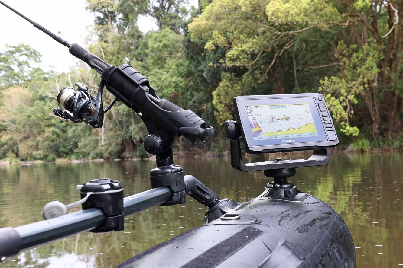 Garmin Fishfinder Mount Low Profile 02-4179-11 Garmin Fishfinder Mount Low Profile 02-4179-11