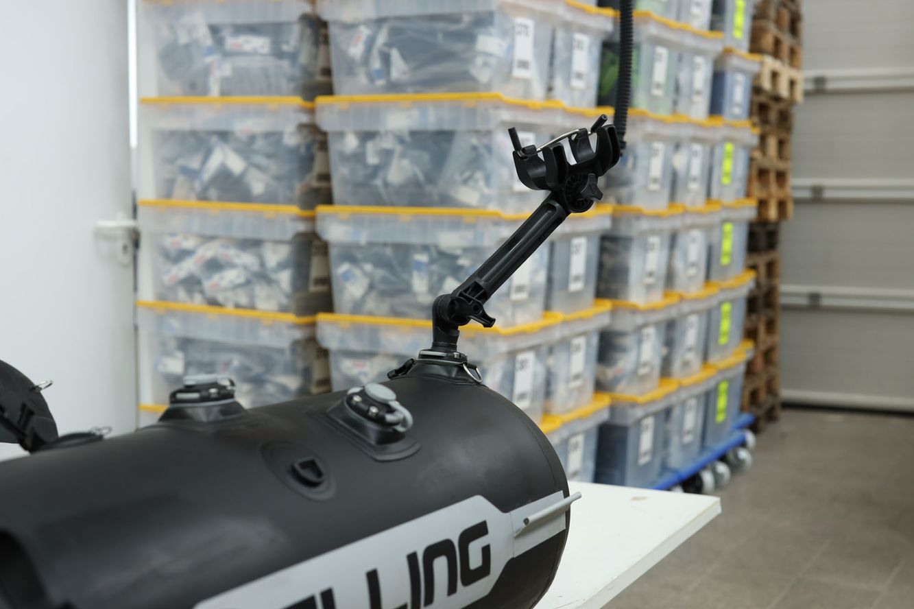 Fasten kompatibler Rutenhalter 289 R-5 mit Metallbügel und Verlängerung Belly Fasten kompatibler Rutenhalter 289 R-5 mit Metallbügel und Verlängerung Belly