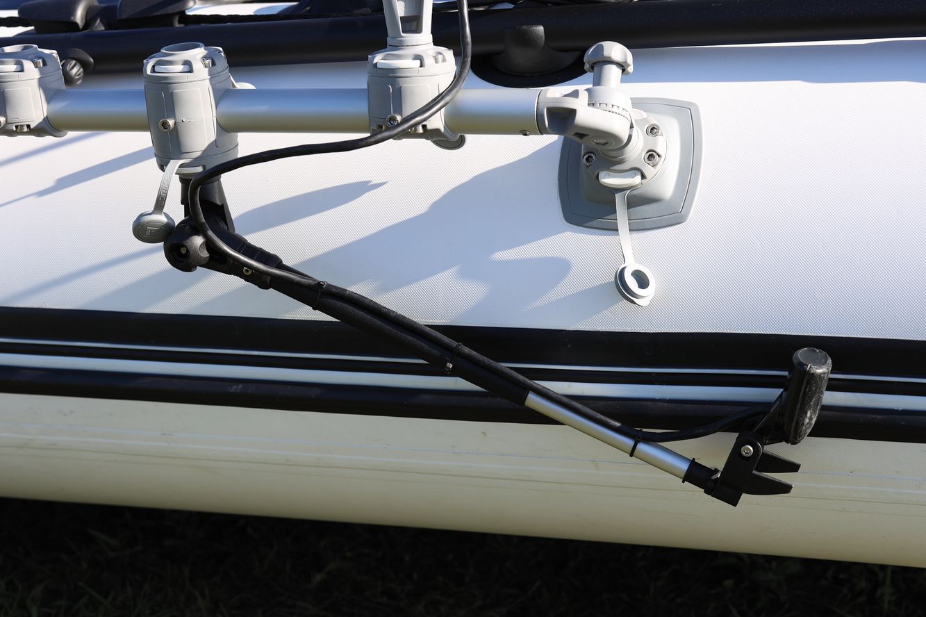 Fasten Teleskop Geberstange für Echolot Fish-Finder Transducer (300 - 500 mm) Fasten Teleskop Geberstange für Echolot Fish-Finder Transducer (300 - 500 mm)