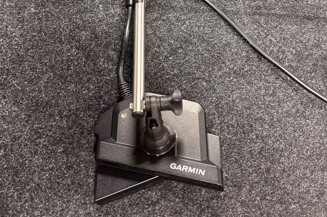 Fasten Geberstange für Garmin und Lowrance Live für Belly Schlauchboot (600mm) Fasten Geberstange für Garmin und Lowrance Live für Belly Schlauchboot (600mm)