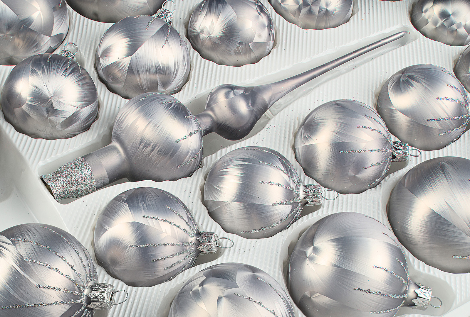 39 tlg. Glas-Weihnachtskugeln Set in 